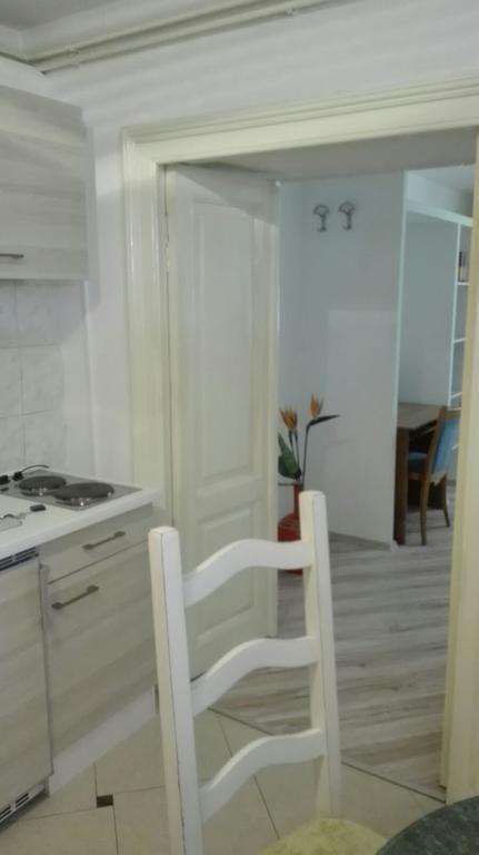 Olivia Apartment